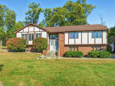 6654 Mercedes Ln, Demotte, IN, 46310