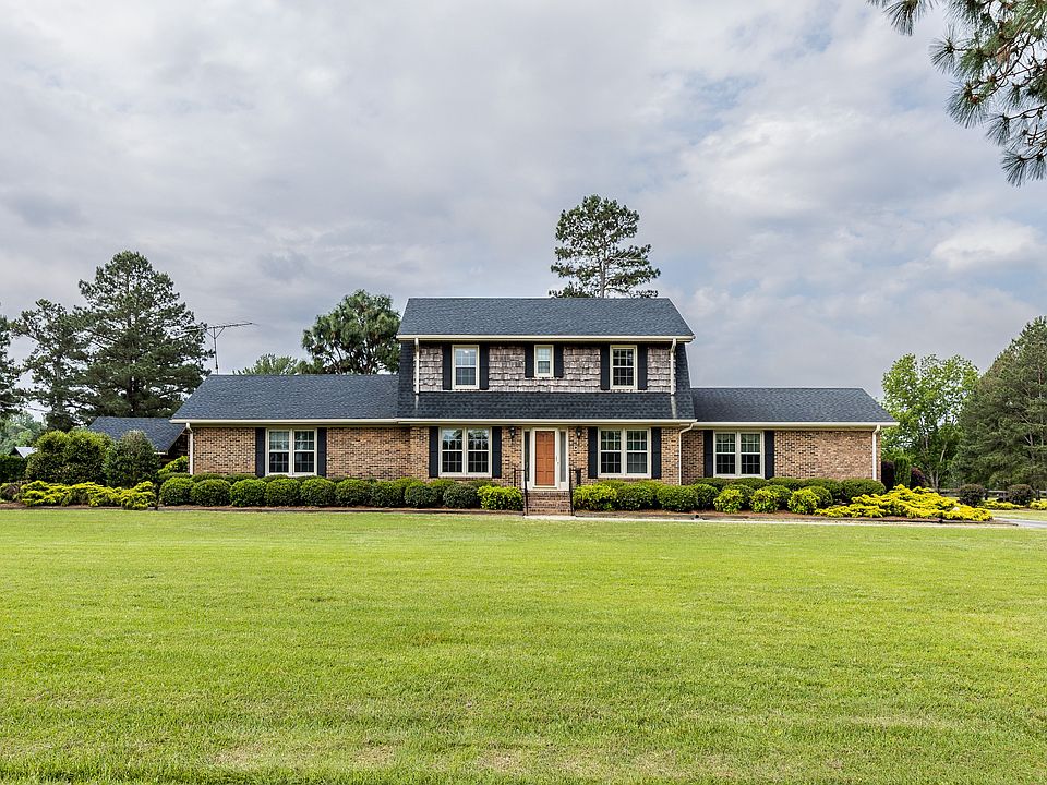 1st image of 326 Country Way