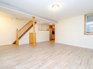 30-82 43rd St #1U, Astoria, NY 11103