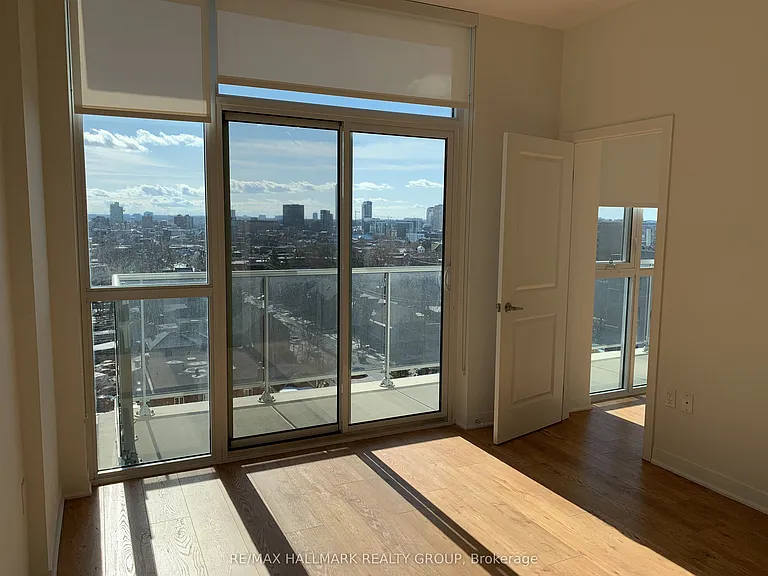 192 Bronson Ave #702 — Photo 8