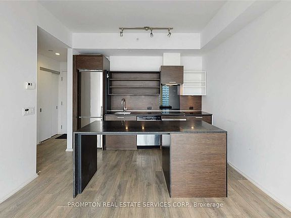 5th image of 75 Saint Nicholas St #3305