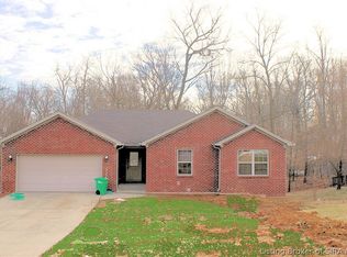 7036 Rainelle Dr, Lanesville, IN 47136