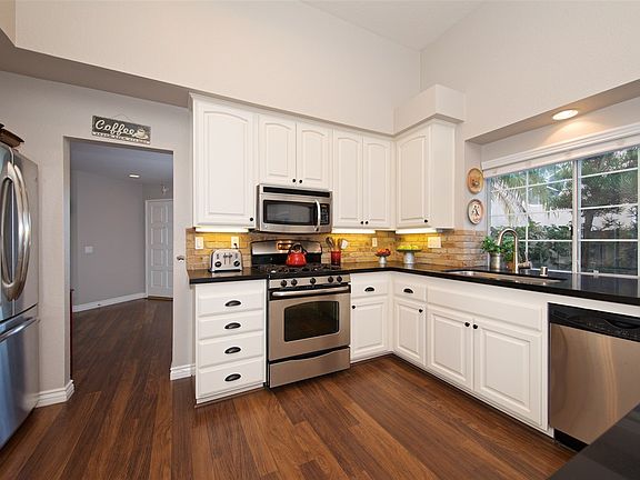 4th image of 12222 Summerbreeze Ln