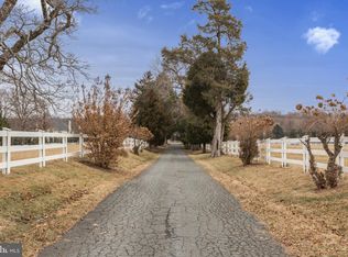 9460 River Rd, Potomac, MD 20854