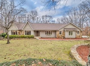 710 Spring Valley Dr, Cumming, GA 30041