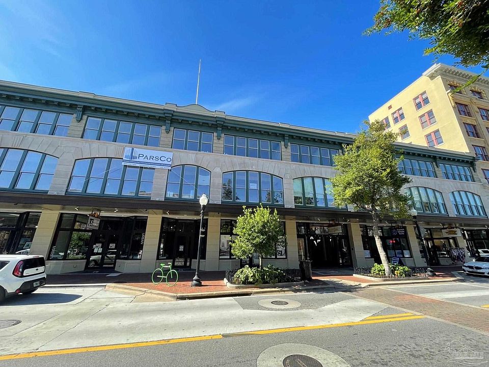 1st image of 17 S Palafox Pl #206