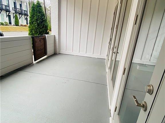 3rd image of 204 Sessions St