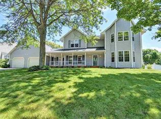 3554 Highland Center Dr, Green Bay, WI 54311