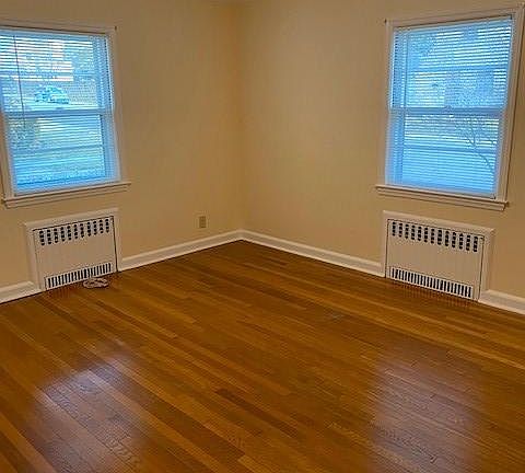 4th image of 123 Palmer Ave