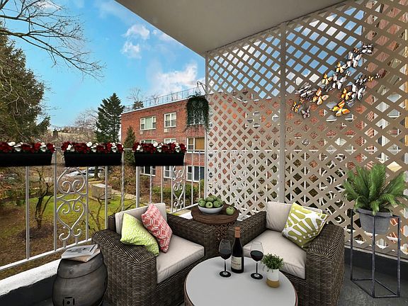 5th image of 21 Chapel Pl APT 2A