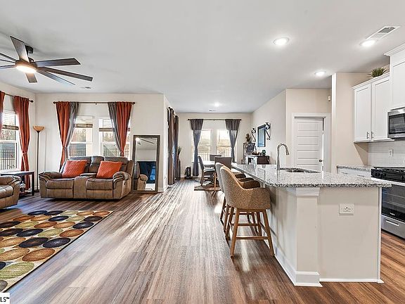 3rd image of 130 Firehole Rd