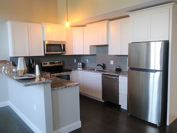 5th image of 45 Summer St #304