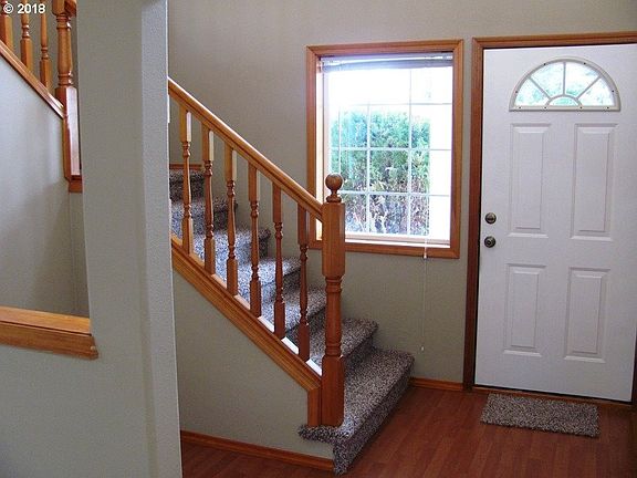 4th image of 1811 SE 190th Ave