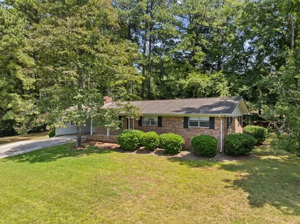 1590 Pleasant Grove Dr NE, Dalton, GA 30721