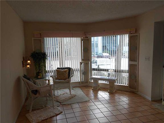 2nd image of 4324 Aqua Vista Dr #10-A