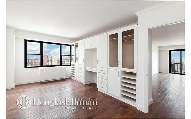 Rented by Douglas Elliman | media 18