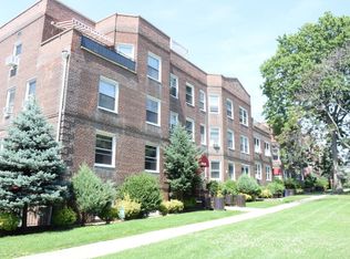 141-21 Union Tpke APT 3C, Flushing, NY 11367