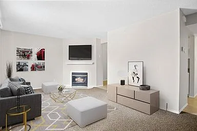 1415 McKercher Dr #3 — Photo 8