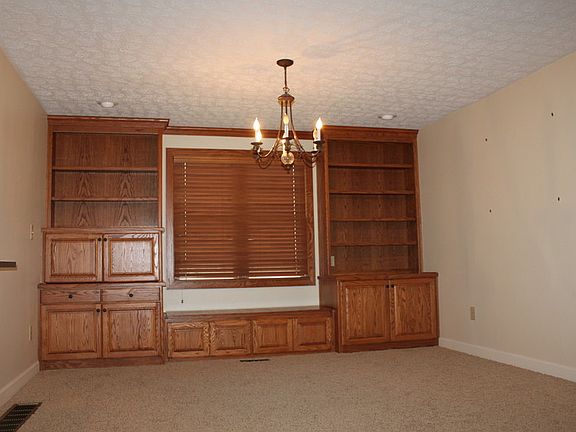 Dining Room with built-ins