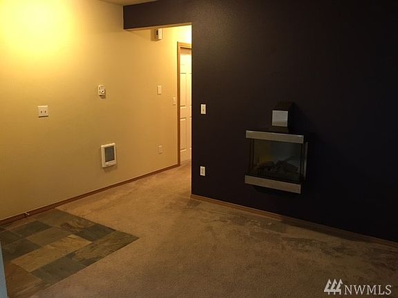 4th image of 10307 140th St Ct E Unit 5