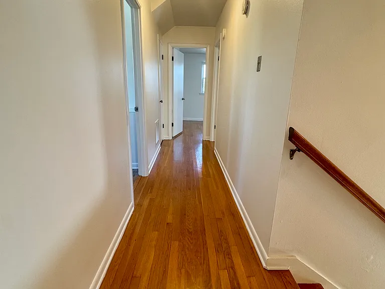 1423 Taft Park — Photo 13