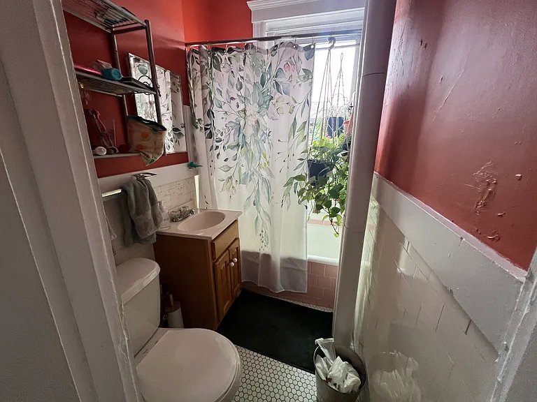232 Kelton St #18 — Photo 5
