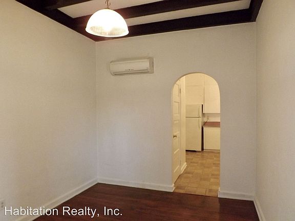 5th image of 243 E University Blvd APT 3