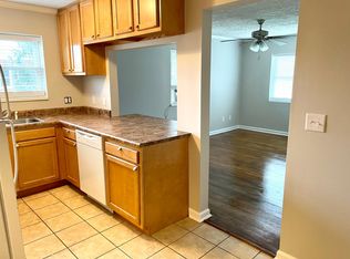 1327 Charleston Ave APT 1, Huntington, WV 25701
