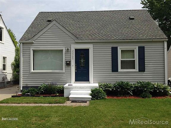 4th image of 22309 Blackburn St