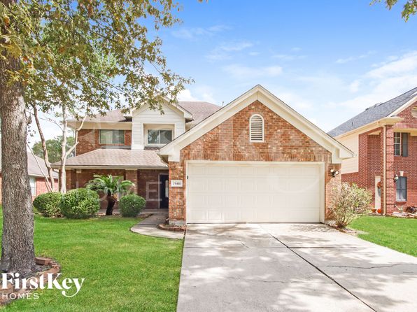 19410 Pine Cluster Ln