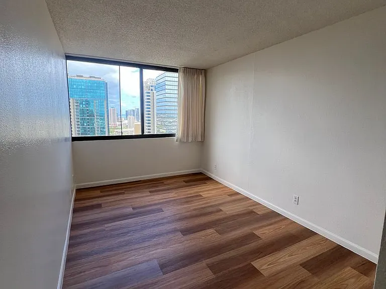 1255 Nuuanu Ave #3001 — Photo 4