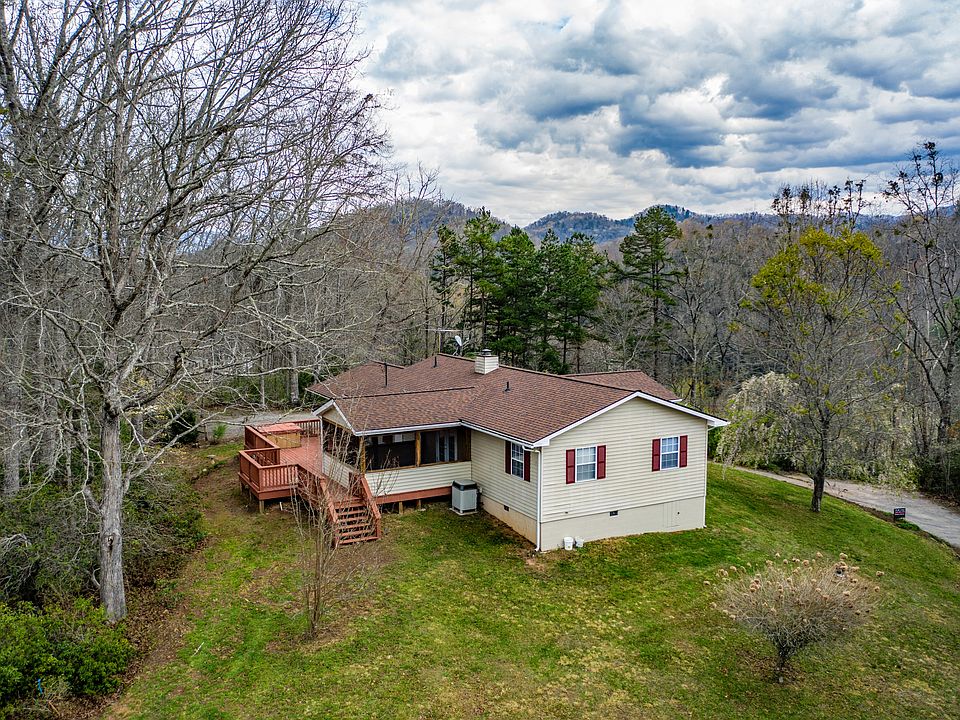 1st image of 276 Country Knoll Dr
