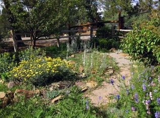3 Del Oso Ln, Cedar Crest, NM 87008