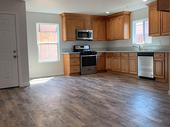 Dining room/Kitchen