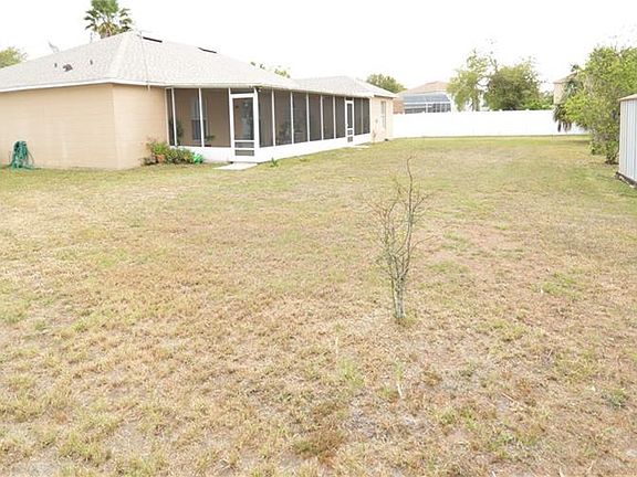3rd image of 614 Mesilla Dr