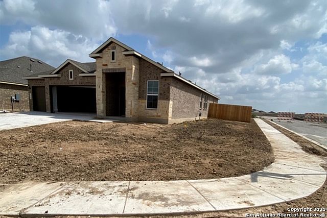 1st image of 1029 Cypress Ml