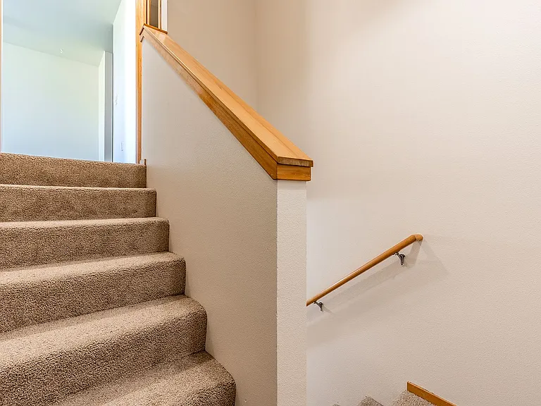 INCOME RESTRICTED Affordable Apartments in Hazelwood! — Photo 37