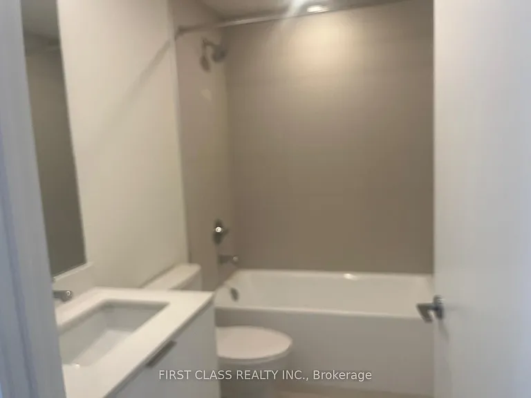 89 Church St #3802 — Photo 6