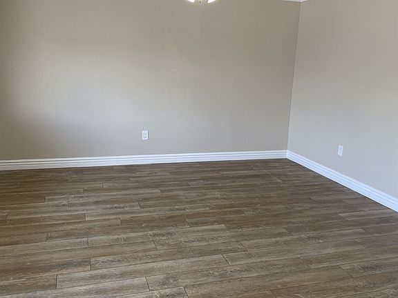 5th image of 7122 Heil Ave APT 4