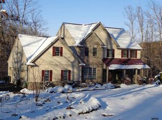 2075 Tall Fir Dr, Dover, PA 17315