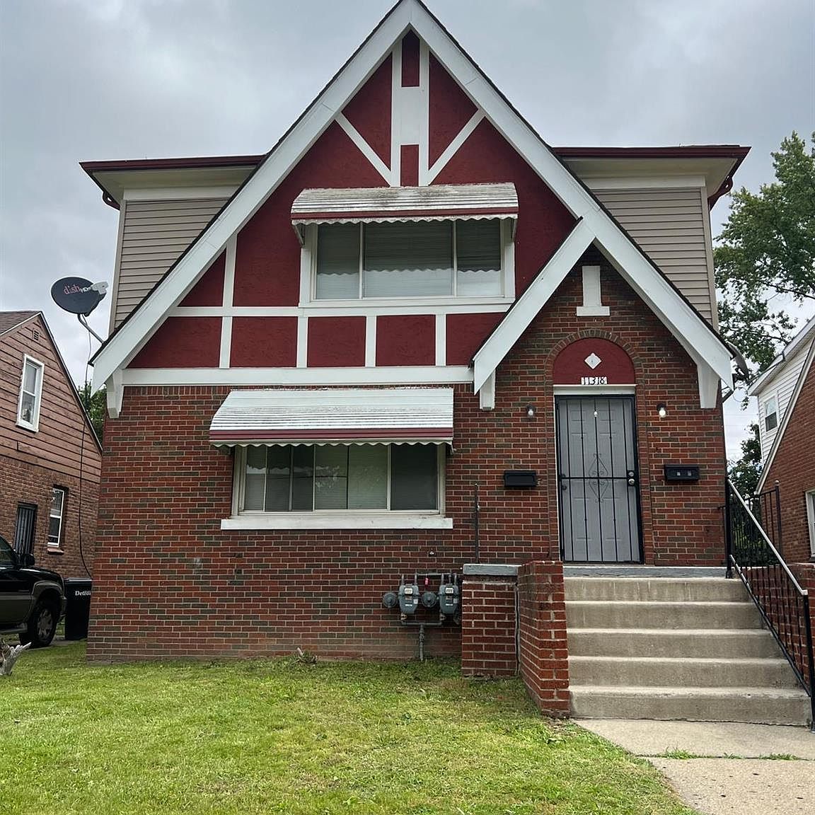 特撮 s.t station 11318 A St S, Tacoma, WA 98444 | Redfin