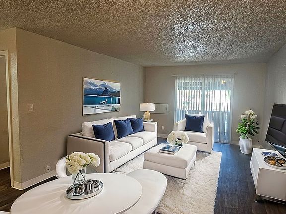 5th image of 2007 Carmel Dr #2019-24
