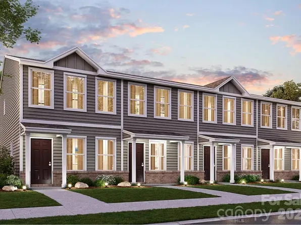 105 Villa Ln, Lincolnton, NC 28092