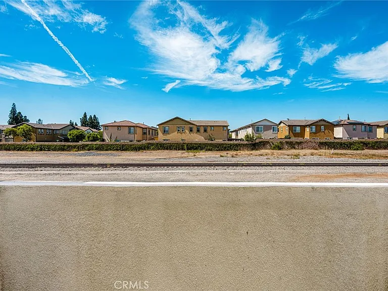 123 E Knox Dr — Photo 39