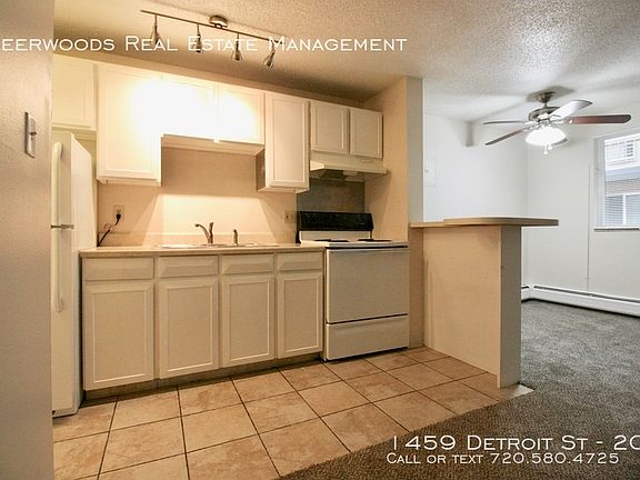 3rd image of 1459 Detroit St APT 203