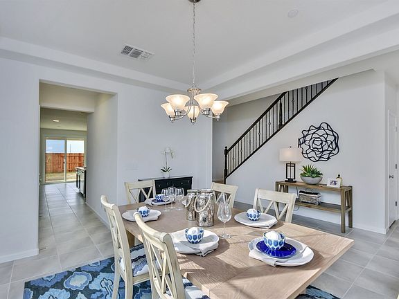 2nd image of 2369 Flagstaff Way