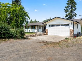 3361 Rosenkranz Rd, Tieton, WA 98947