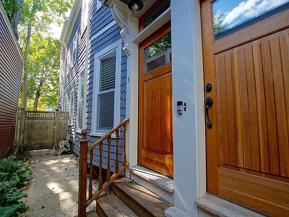 4th image of 60 Prospect St #B
