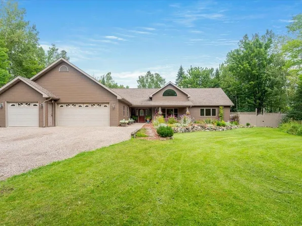 5347 Maple Grove Rd, Hermantown, MN 55811