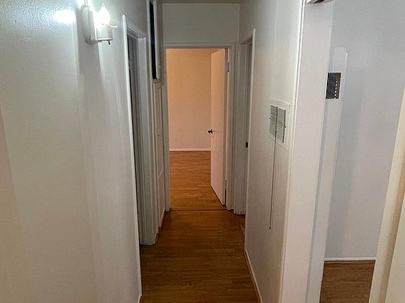 3rd image of 816 E Garfield Ave #B